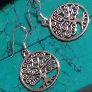 STERLING SWIRLED MOTIF,    IN *NEWER LOOK OF*   TREE OF LIFE* EARRINGS.(E-13214)